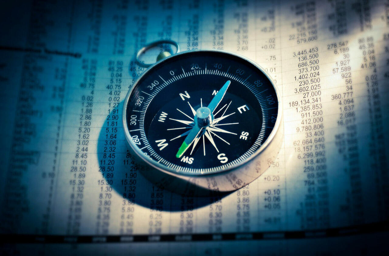 Compass over data — advisory for founders needing senior judgment on strategy and decisions.