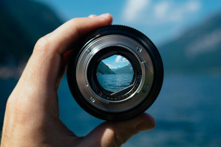 strategy-alignment-audit-strategy-execution-investor-readiness Lens focusing — short diagnostic to find misalignment and 3–5 priority fixes